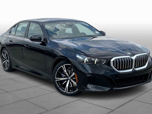 New 2026 BMW 530i w/ M Sport Package image 2