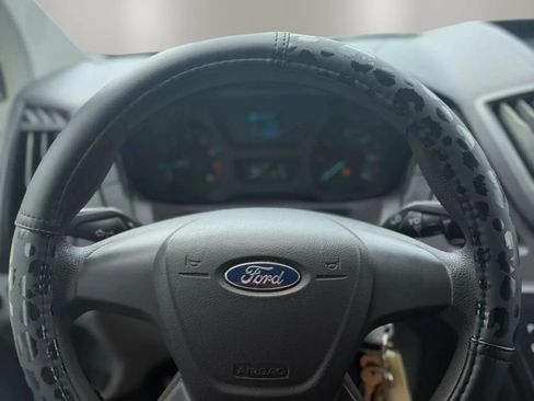 Used 2017 Ford Transit 250 130 Low Roof RWD image 12
