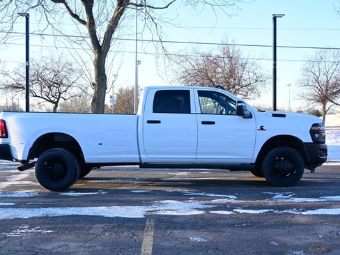 New 2026 RAM 3500 Tradesman image 10