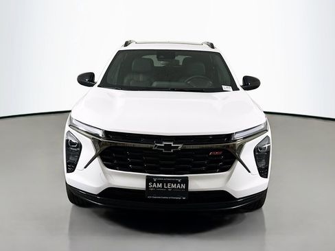 New 2026 Chevrolet Trax RS w/ Sunroof Package FWD image 2