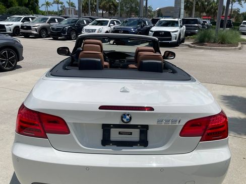 Used 2013 BMW 335i Convertible RWD image 10