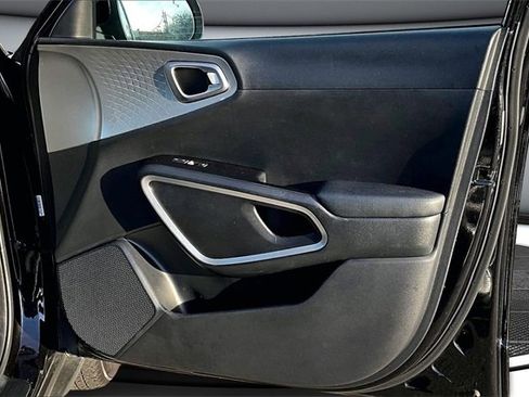 Used 2024 Kia Soul LX w/ Option Group 015 image 26