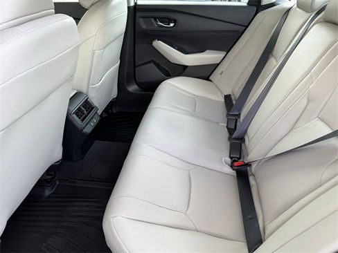Used 2024 Honda Accord Touring image 29