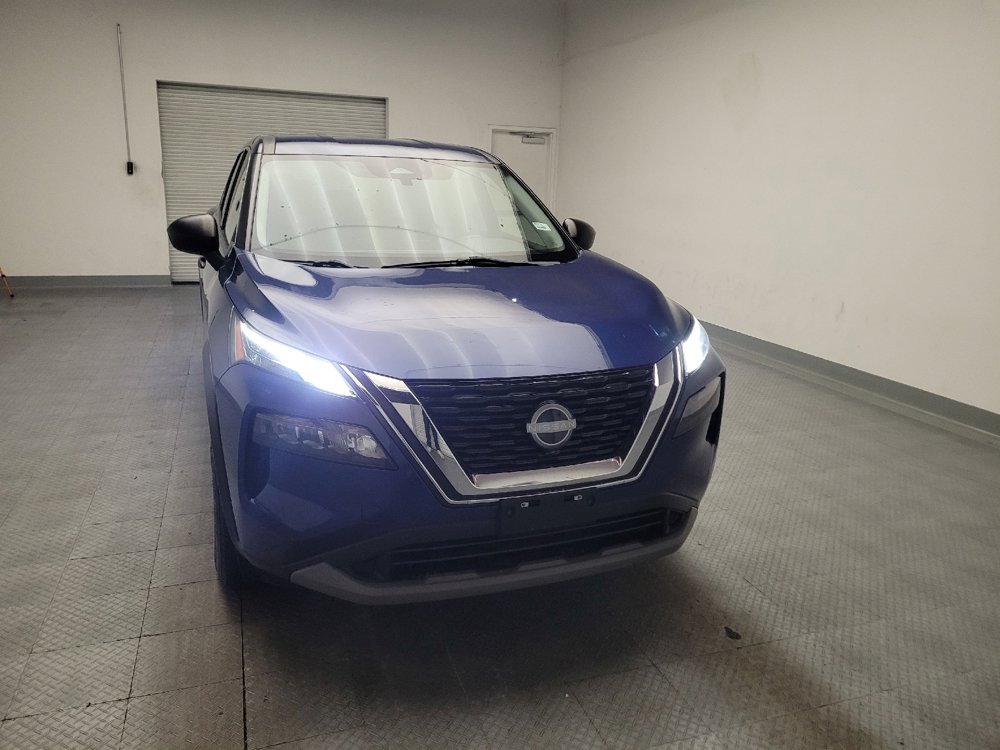 Used 2023 Nissan Rogue S FWD image 14