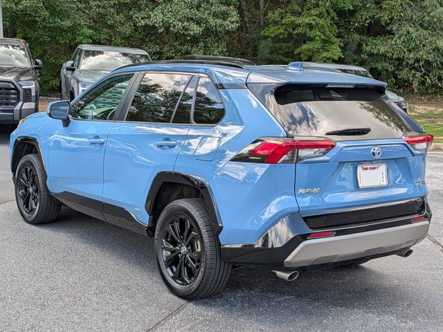 Used 2022 Toyota RAV4 SE AWD/4WD image 5