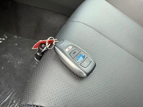 New 2025 Subaru Forester Limited image 30