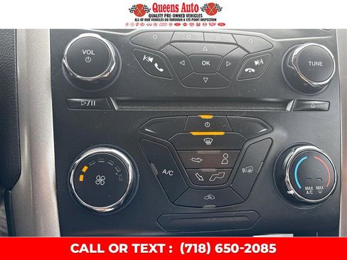 Used 2018 Ford Fusion SE image 35