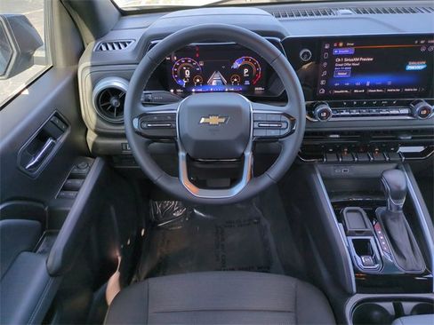 Certified 2024 Chevrolet Colorado LT w/ LT Convenience Package II image 17