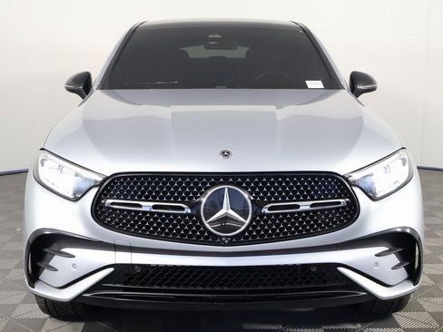 Used 2024 Mercedes-Benz GLC 300 4MATIC image 2