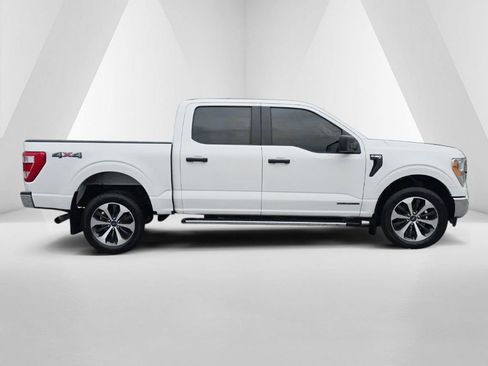 Used 2021 Ford F150 XL w/ Trailer Tow Package image 4