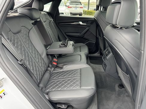 Used 2024 Audi SQ5 Premium Plus w/ Premium Plus Package image 36