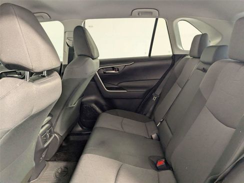 Used 2024 Toyota RAV4 AWD Hybrid image 33