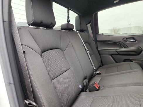 Used 2025 Chevrolet Colorado LT w/ Advanced Trailering Package image 17