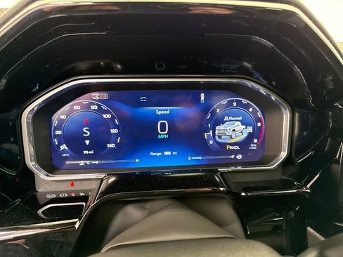 New 2026 Chevrolet Silverado 2500 LTZ w/ LTZ Convenience Package image 27