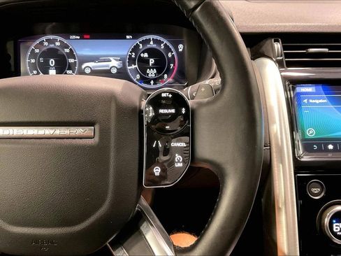 Used 2019 Land Rover Discovery HSE AWD/4WD image 12
