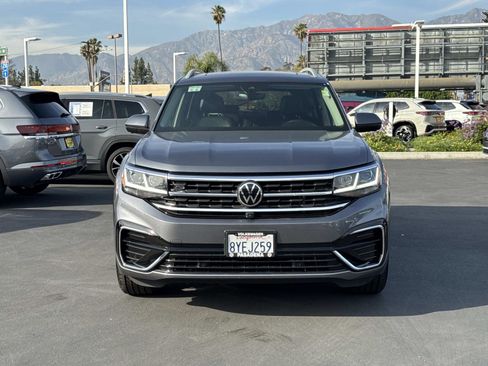 Certified 2022 Volkswagen Atlas SEL Premium image 2