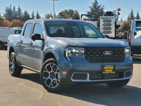 New 2025 Ford Maverick Lariat w/ 4K Tow Package image 1