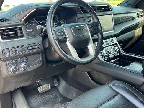 Certified 2021 GMC Yukon XL Denali AWD/4WD image 22