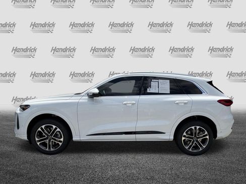 Certified 2025 Audi Q5 Premium AWD/4WD image 7