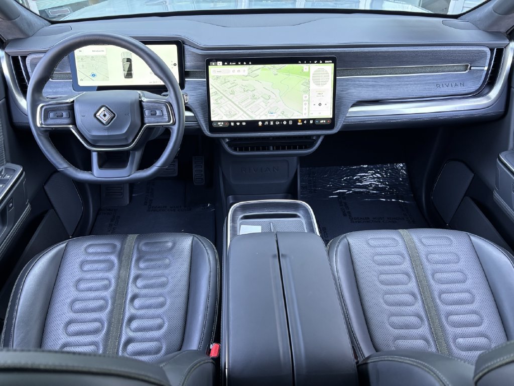 Used 2025 Rivian R1S Adventure Dual AWD/4WD image 19