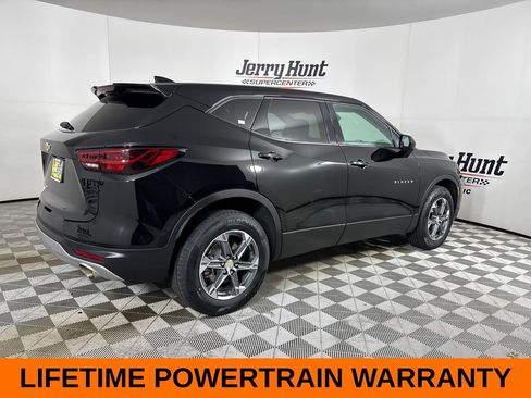 Used 2025 Chevrolet Blazer LT AWD/4WD image 6