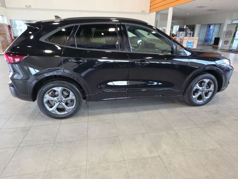 Used 2024 Ford Escape ST-Line w/ Tech Pack #1 AWD/4WD image 6