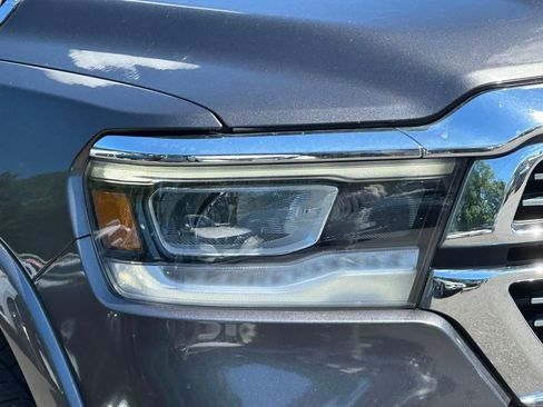 Used 2020 RAM 1500 Laramie AWD/4WD image 7