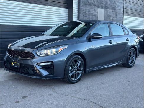 Used 2020 Kia Forte GT-Line w/ GT-Line Premium Package image 5