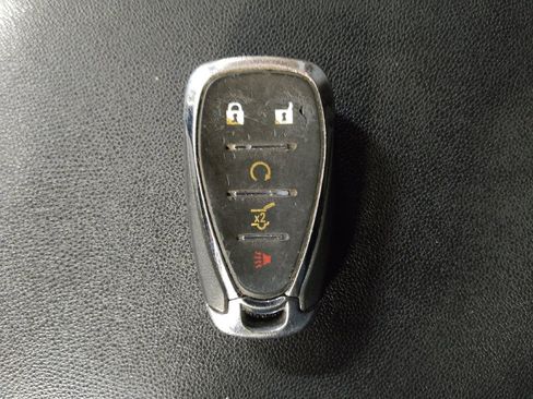 Used 2020 Chevrolet Equinox LT image 32