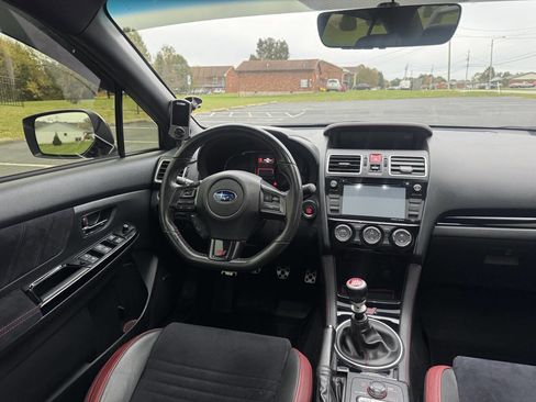 Used 2018 Subaru WRX STI Limited image 23
