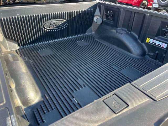 Certified 2024 Ford F150 Platinum w/ Equipment Group 703A Plus AWD/4WD image 11