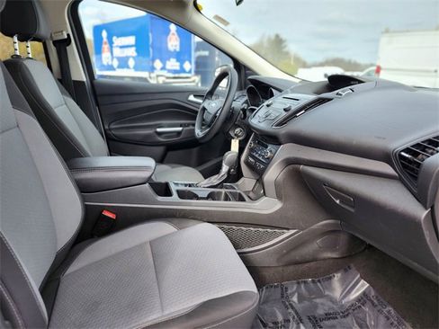 Certified 2017 Ford Escape SE image 11