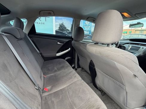 Used 2013 Toyota Prius Three FWD image 13