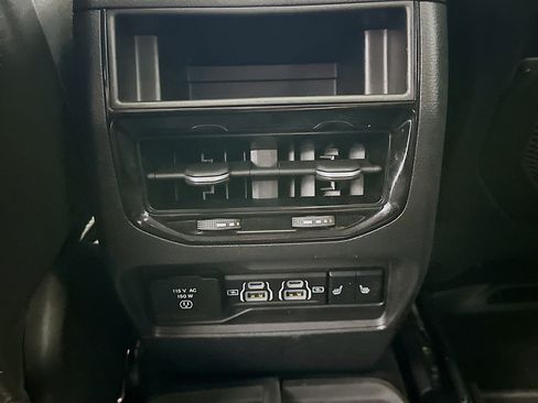 Used 2022 Jeep Grand Cherokee Limited 4xe w/ Luxury Tech Group II AWD/4WD image 28