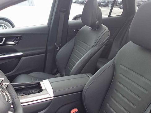 Used 2026 Mercedes-Benz GLC 300 4MATIC image 22