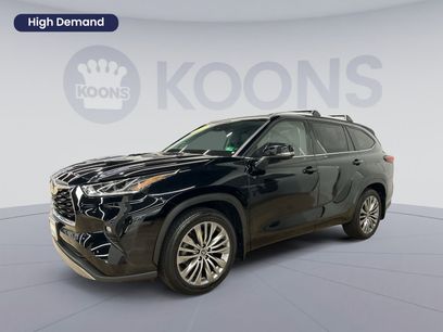 Used 2022 Toyota Highlander Platinum