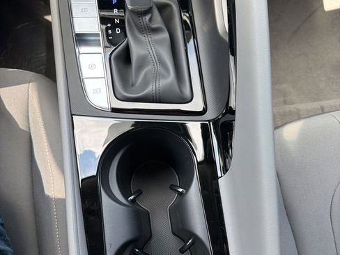 New 2026 Hyundai Elantra SEL Sport Premium FWD image 21