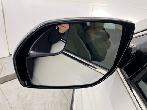 Used 2017 Hyundai Santa Fe SE image 41