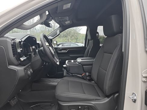 Certified 2026 Chevrolet Silverado 1500 RST w/ RST Select Package AWD/4WD image 5