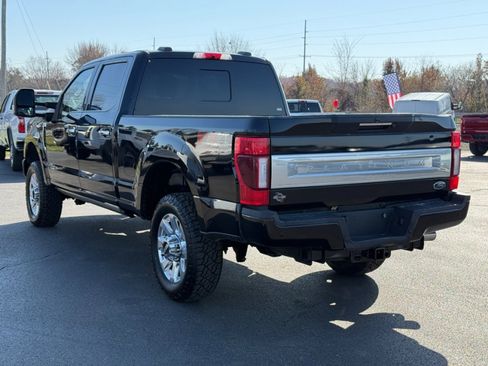 Used 2022 Ford F250 Platinum image 6