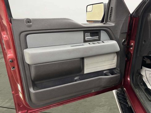 Used 2013 Ford F150 XLT w/ Luxury Equipment Group image 11