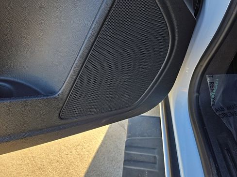 Used 2021 Chevrolet Colorado LT w/ Safety Package image 40