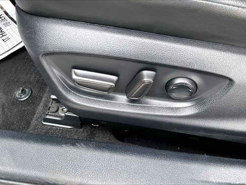 Used 2024 Toyota Camry SE FWD image 37