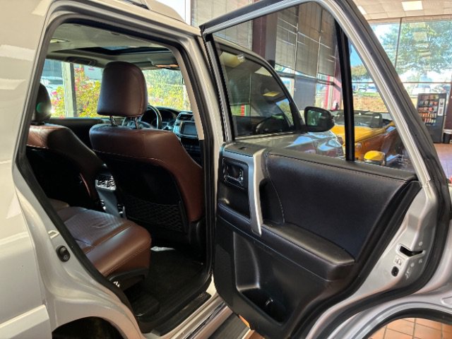 Used 2018 Toyota 4Runner 2WD image 30
