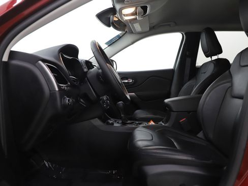 Used 2020 Jeep Cherokee Limited image 20