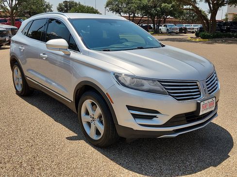 Used 2017 Lincoln MKC Premiere FWD image 7
