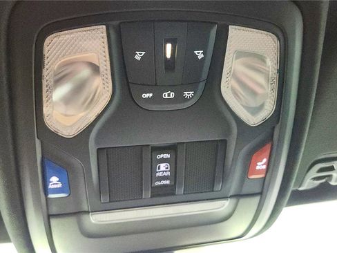 Used 2021 RAM 1500 Big Horn image 44