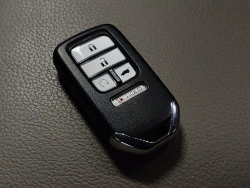 Used 2017 Honda Pilot EX-L image 32
