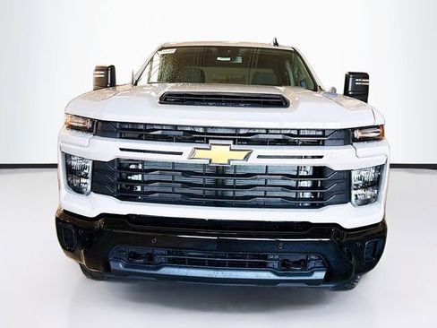 New 2026 Chevrolet Silverado 2500 Custom w/ Custom Value Package AWD/4WD image 4