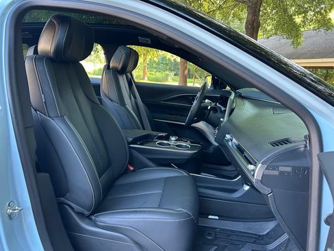 Used 2026 Cadillac Lyriq V w/ Exterior Carbon Fiber Package AWD/4WD image 54